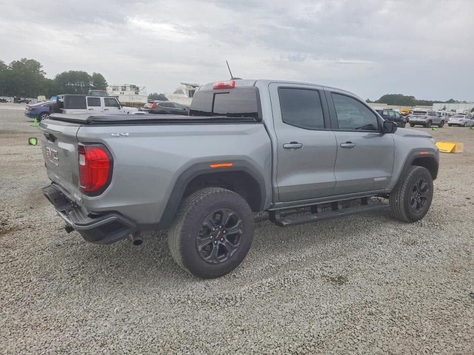 2025 GMC CANYON ELEVATION 3