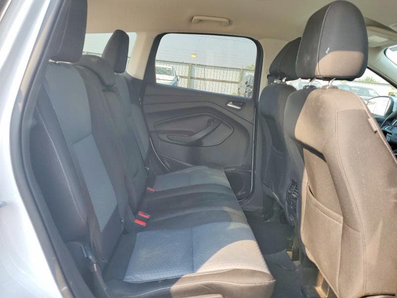 2017 FORD ESCAPE SE 11