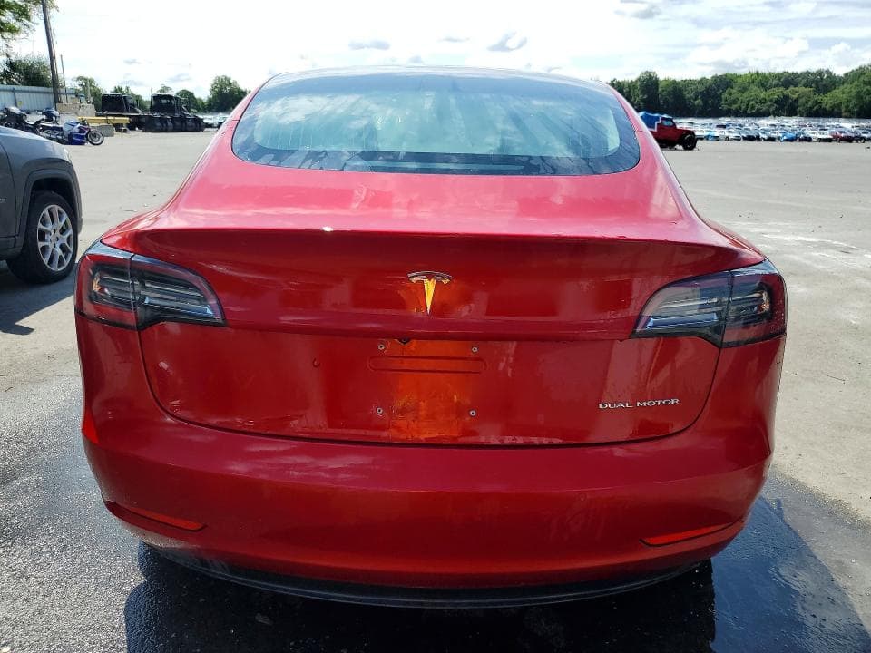 2018 TESLA MODEL 3 6