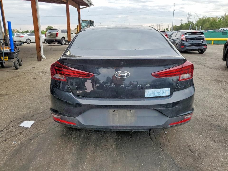 2019 HYUNDAI ELANTRA SE 6