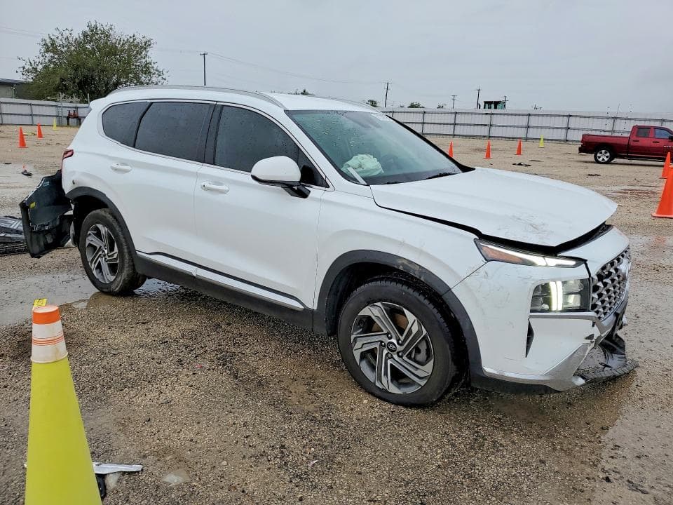 2021 HYUNDAI SANTA FE SEL 4