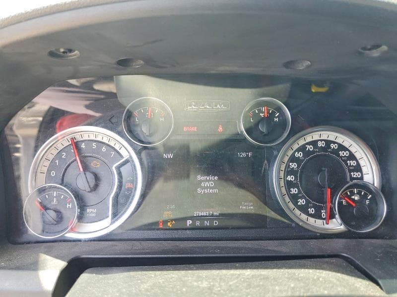 2017 RAM 1500 SLT 9