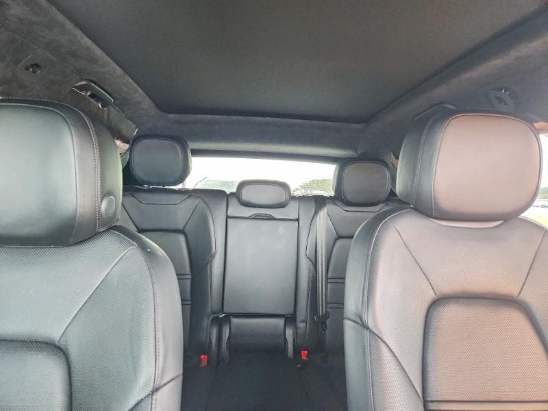 2021 PORSCHE CAYENNE GTS 10