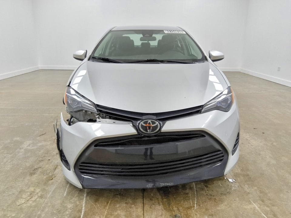 2017 TOYOTA COROLLA LE 5