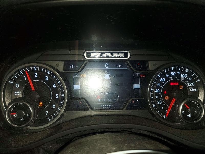 2019 RAM 1500 LARAMIE 9