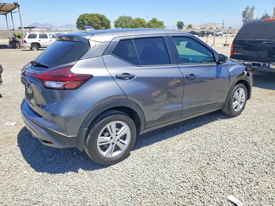 2023 NISSAN KICKS S 3