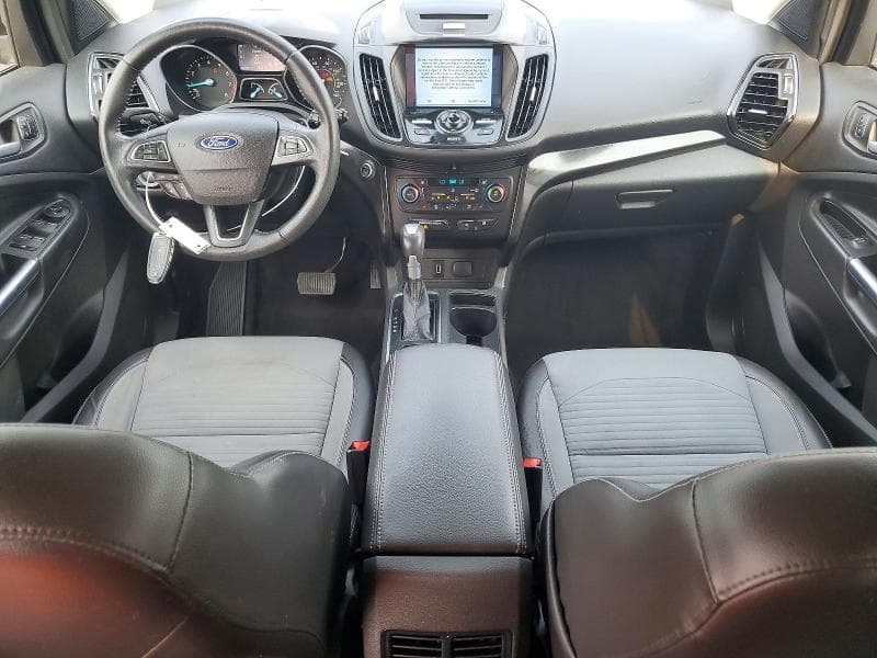 2017 FORD ESCAPE TITANIUM 8