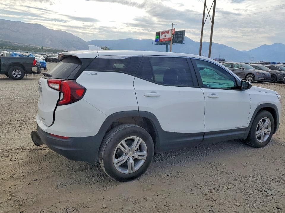 2024 GMC TERRAIN SLE 3