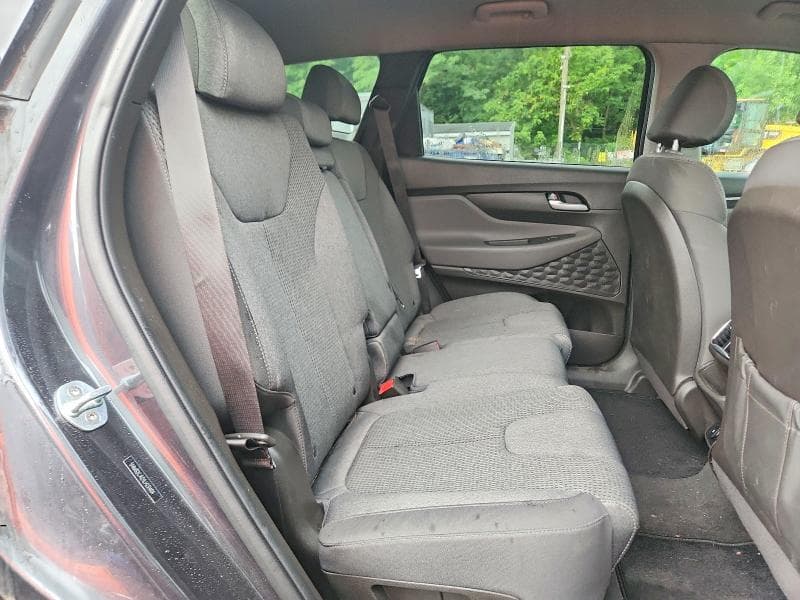 2020 HYUNDAI SANTA FE SE 11