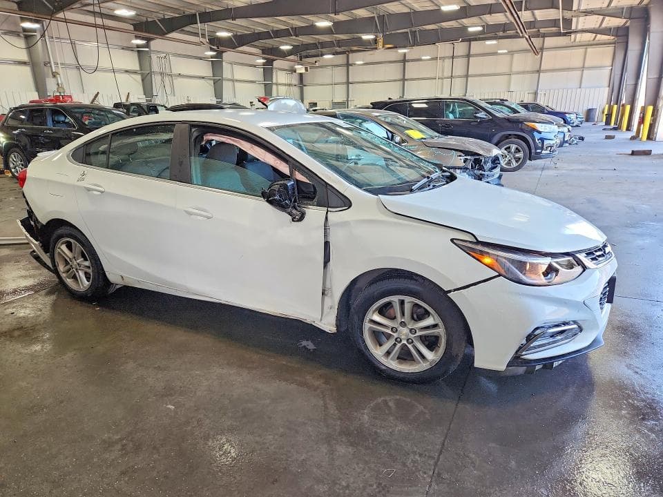 2017 CHEVROLET CRUZE LT 4