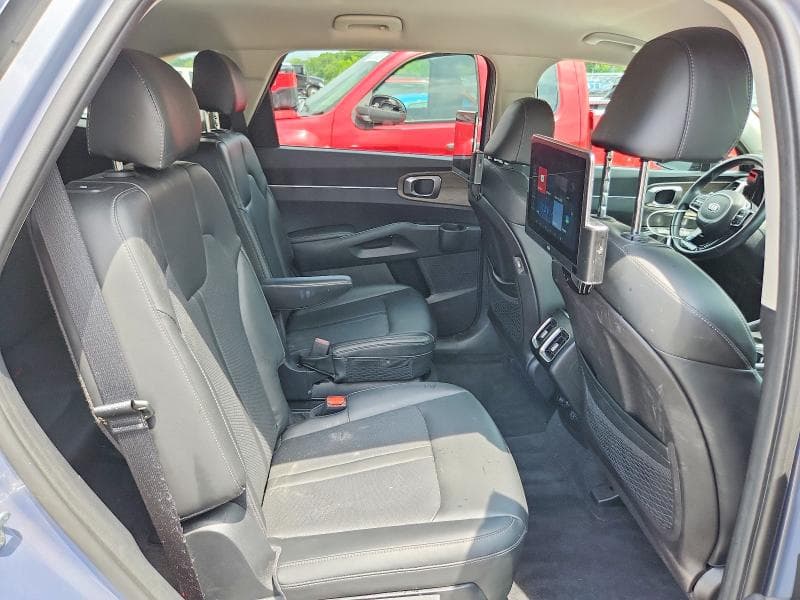 2021 KIA SORENTO EX 11