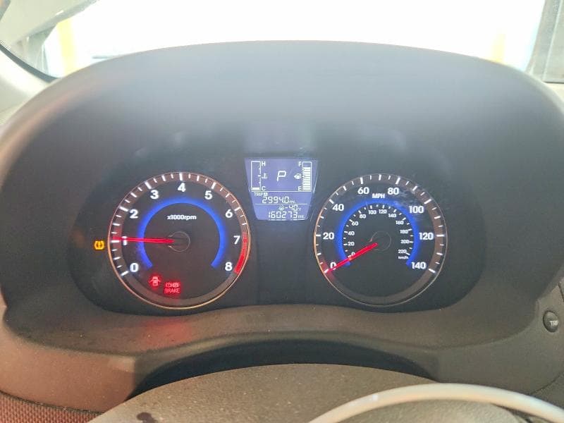 2017 HYUNDAI ACCENT SE 9