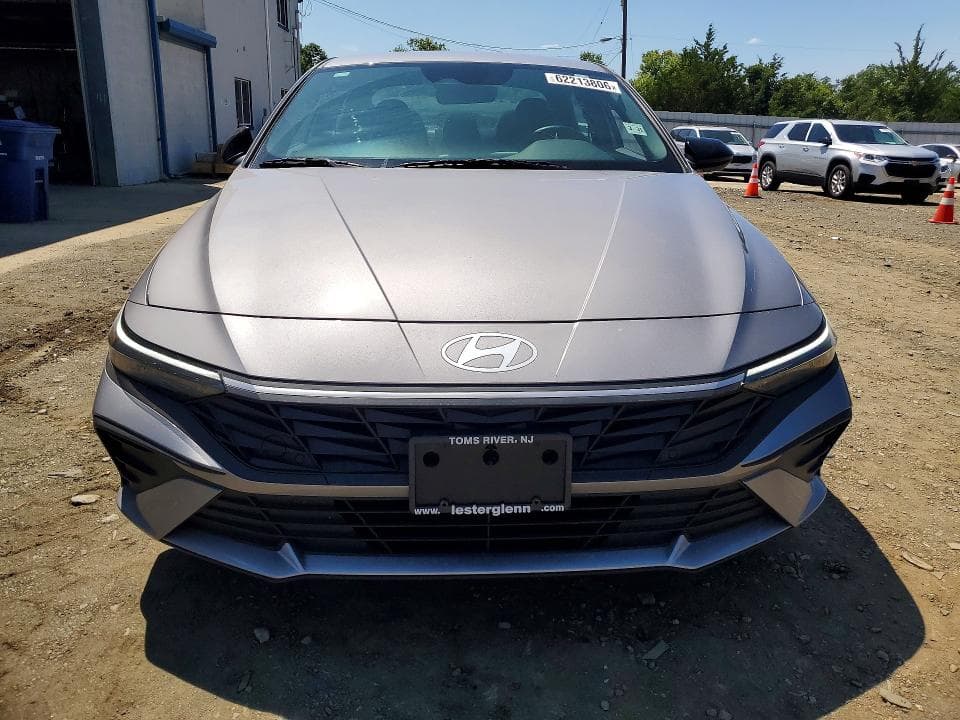 2026 HYUNDAI ELANTRA SEL SPORT 5
