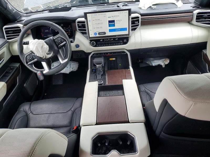 2024 TOYOTA SEQUOIA CAPSTONE 8