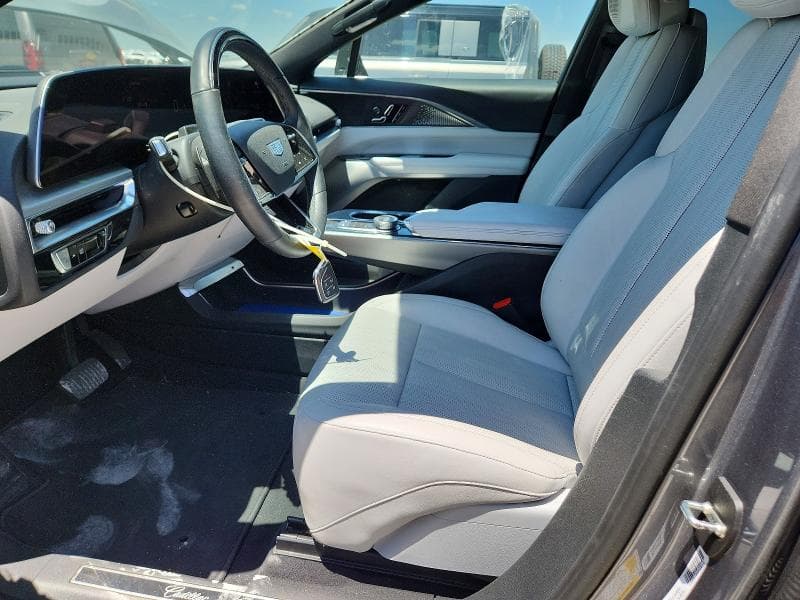 2023 CADILLAC LYRIQ LUXURY 7