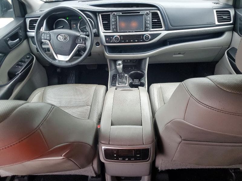 2017 TOYOTA HIGHLANDER LIMITED 8