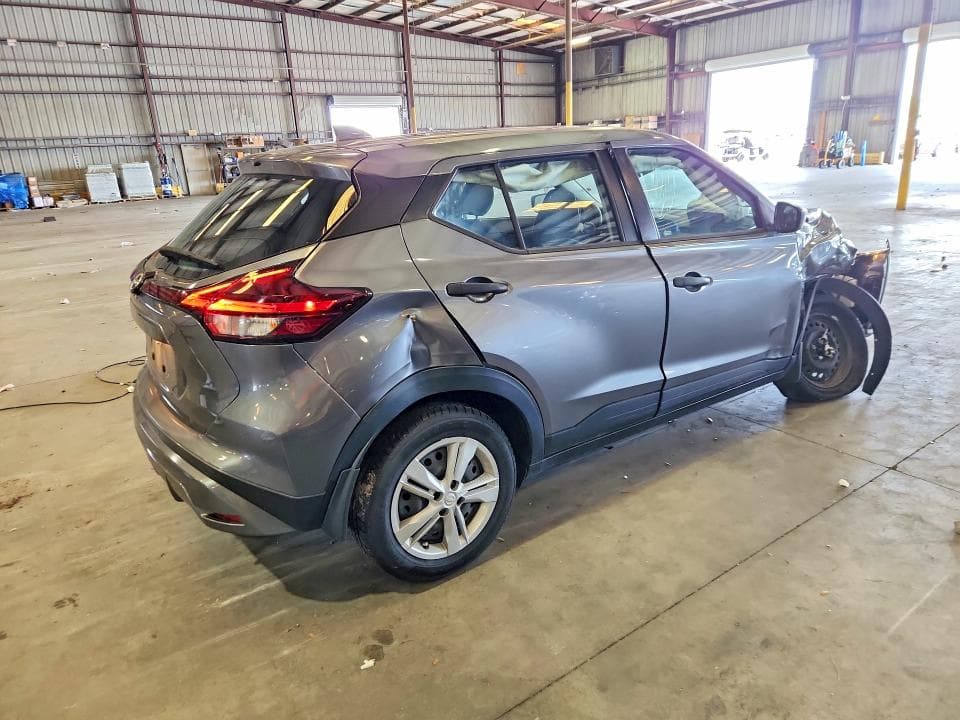 2023 NISSAN KICKS S 3