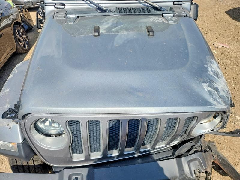 2020 JEEP WRANGLER UNLIMITED SAHARA 11