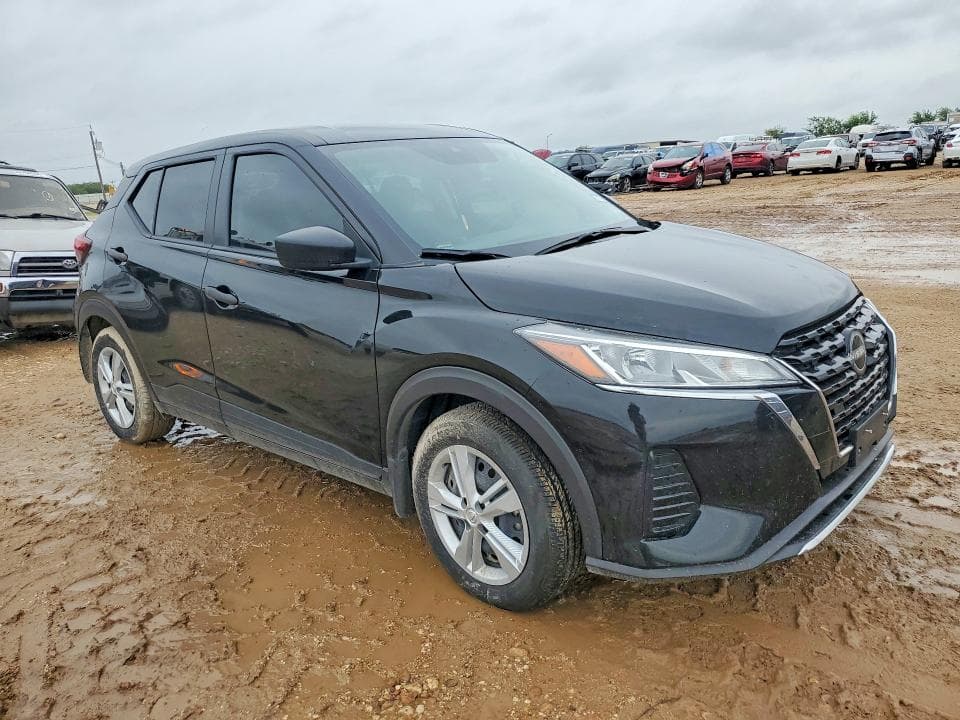 2025 NISSAN KICKS PLAY S 4