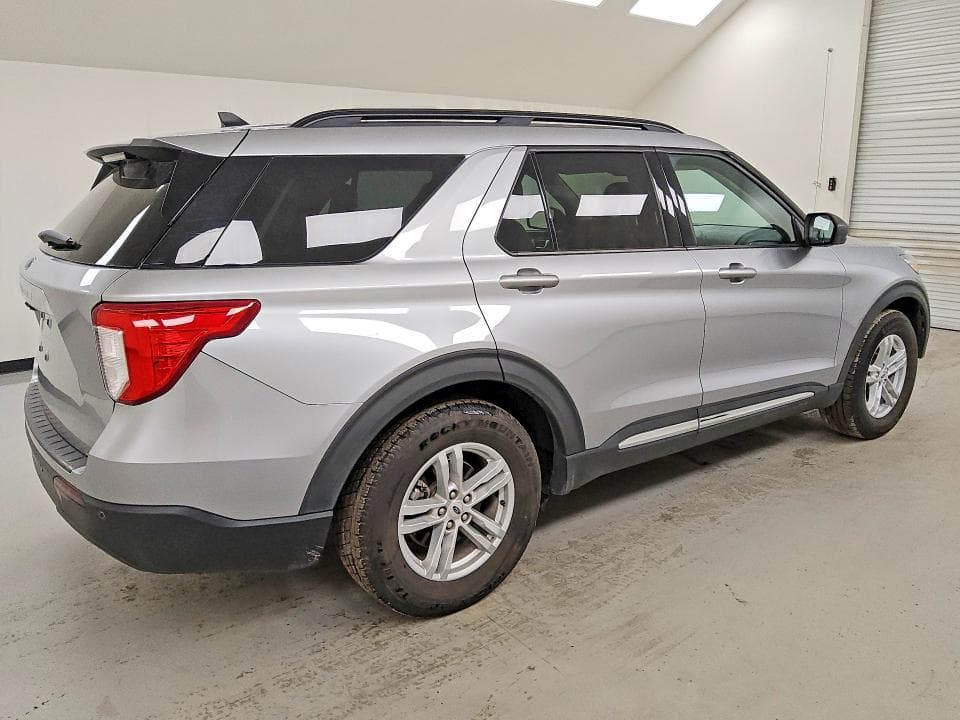 2021 FORD EXPLORER XLT 3