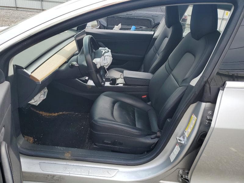 2018 TESLA MODEL 3 7