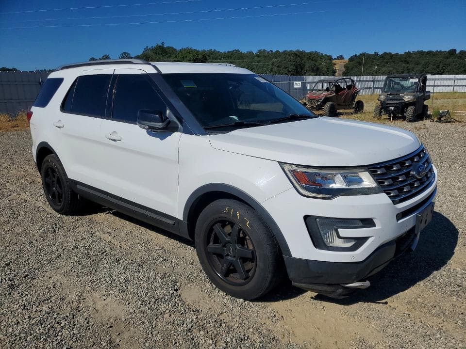 2017 FORD EXPLORER XLT 4