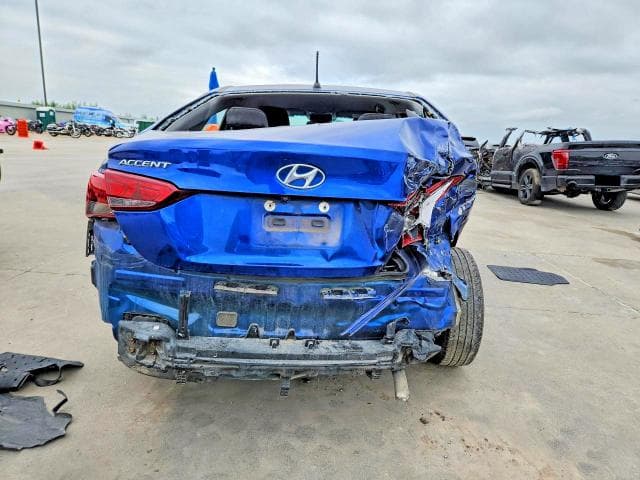 2020 HYUNDAI ACCENT SE 6