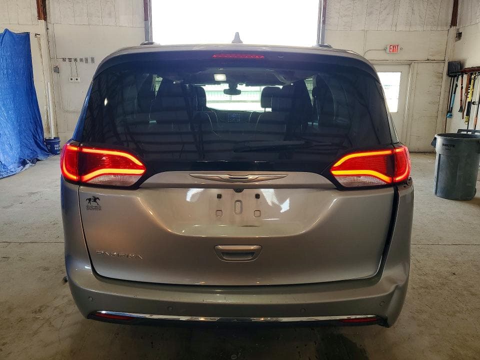 2017 CHRYSLER PACIFICA TOURING L 6