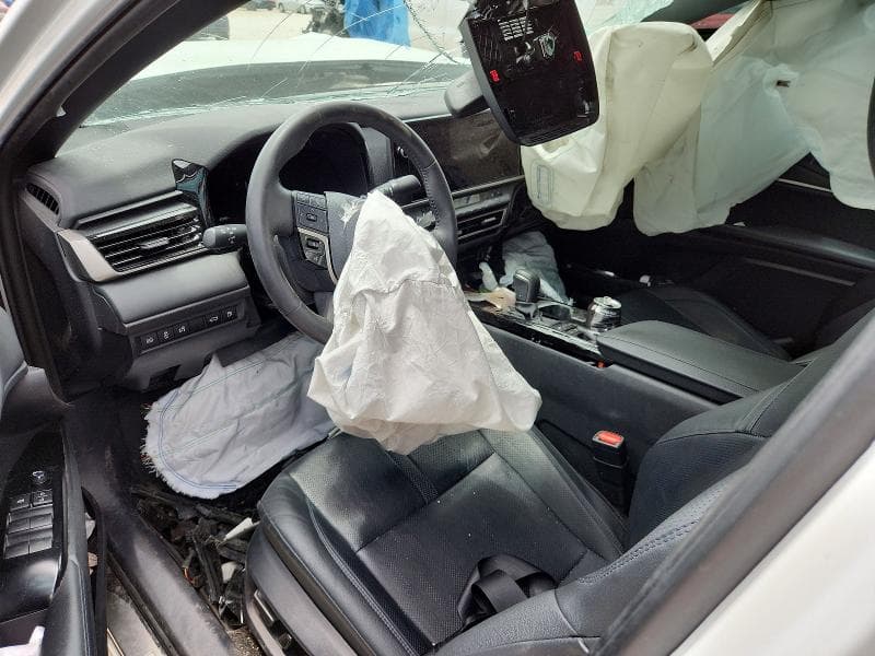 2025 TOYOTA CAMRY XSE 8