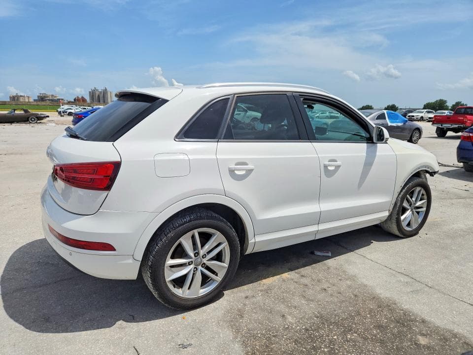 2017 AUDI Q3 PREMIUM 3