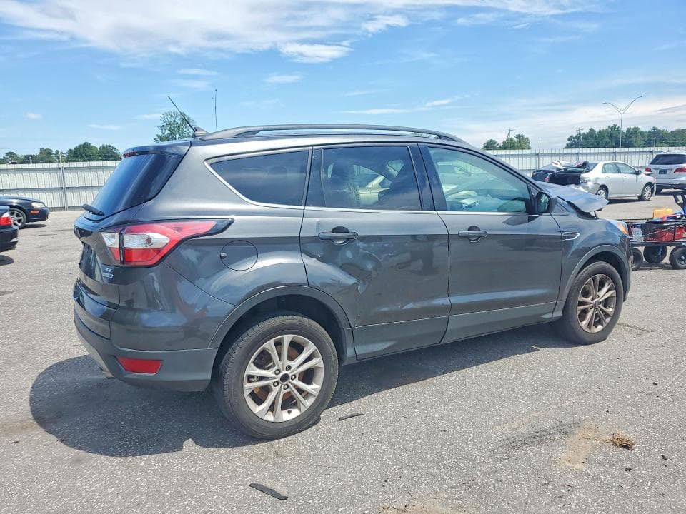 2018 FORD ESCAPE SE 3
