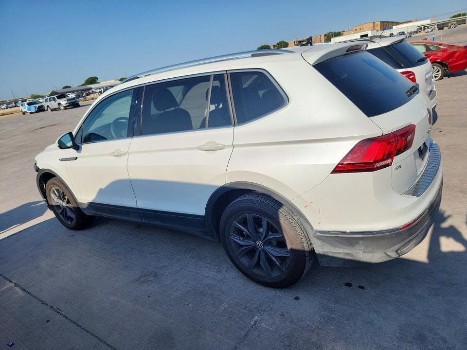2023 VOLKSWAGEN TIGUAN SE 2