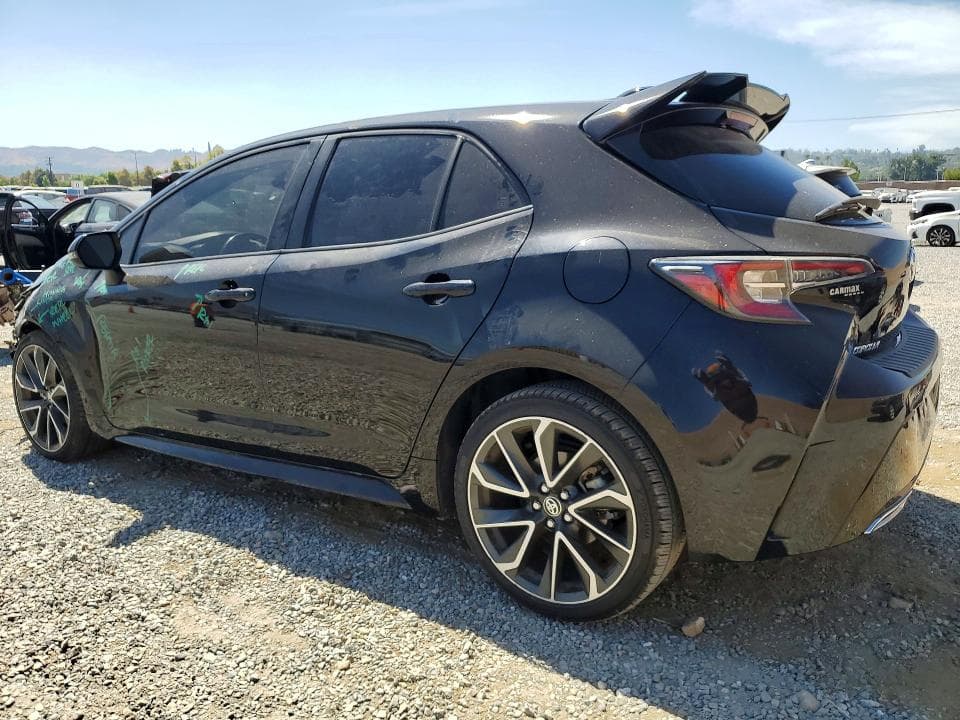 2020 TOYOTA COROLLA XSE 2