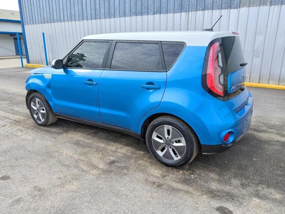2017 KIA SOUL EV BASE 2