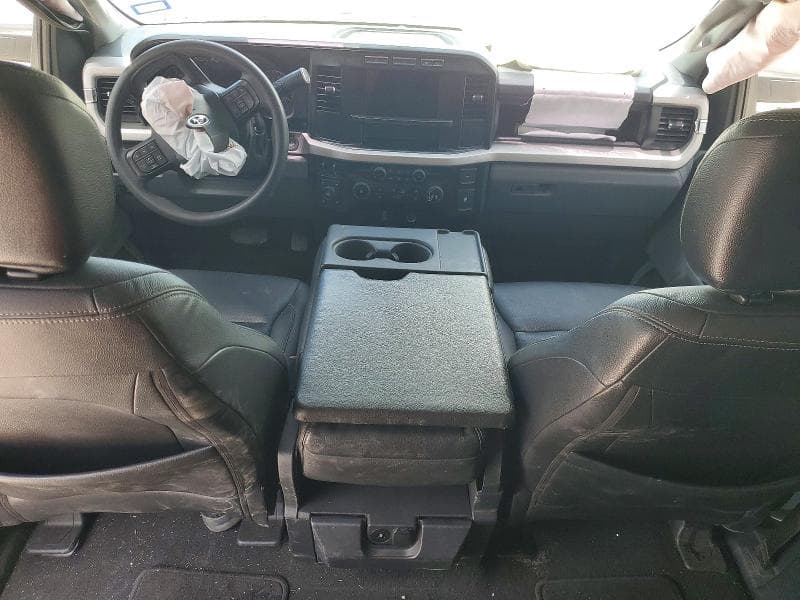 2023 FORD F250 SUPER DU 8