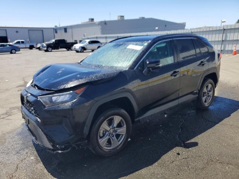 2022 TOYOTA RAV4 LE