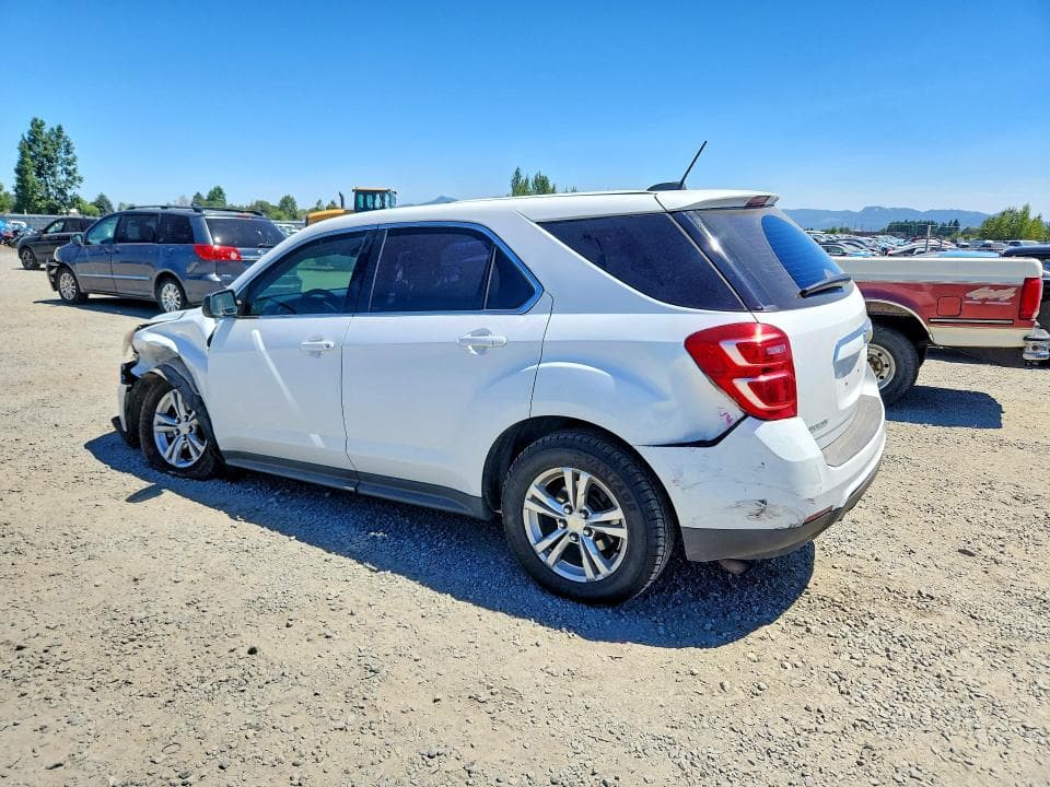 2017 CHEVROLET EQUINOX LS 2