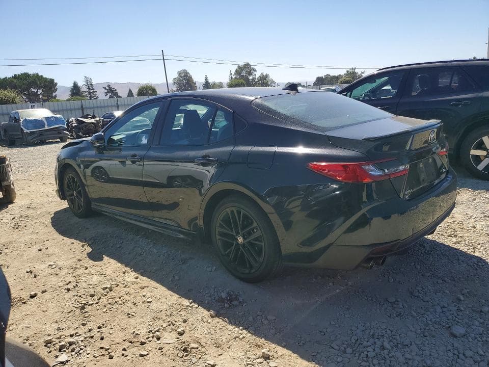 2025 TOYOTA CAMRY SE 2