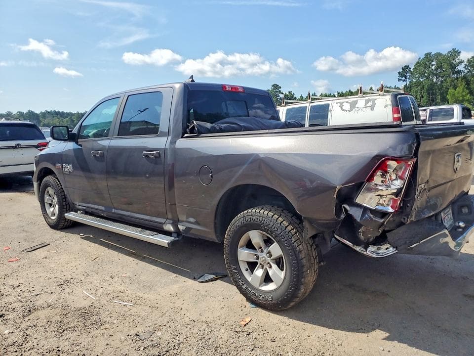 2020 RAM 1500 CLASSIC SLT 2