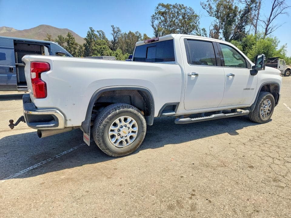 2024 CHEVROLET SILVERADO 3500 LTZ CREW CAB 4WD DIESEL 3