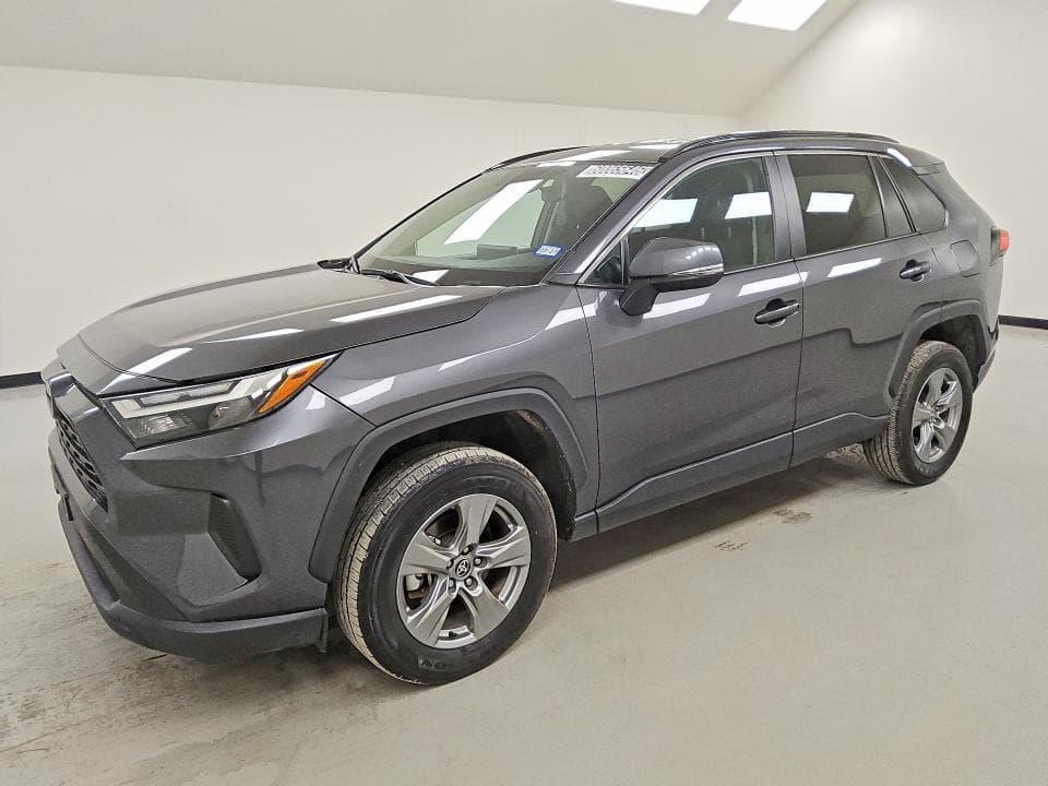 2024 TOYOTA RAV4 XLE - 1