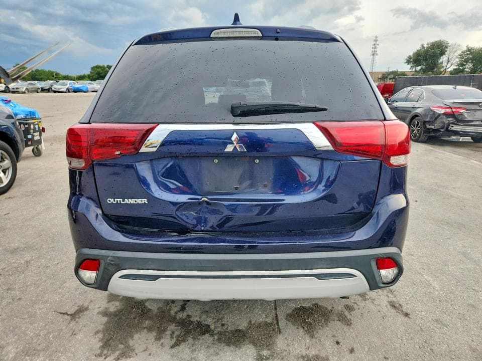 2020 MITSUBISHI OUTLANDER ES 6