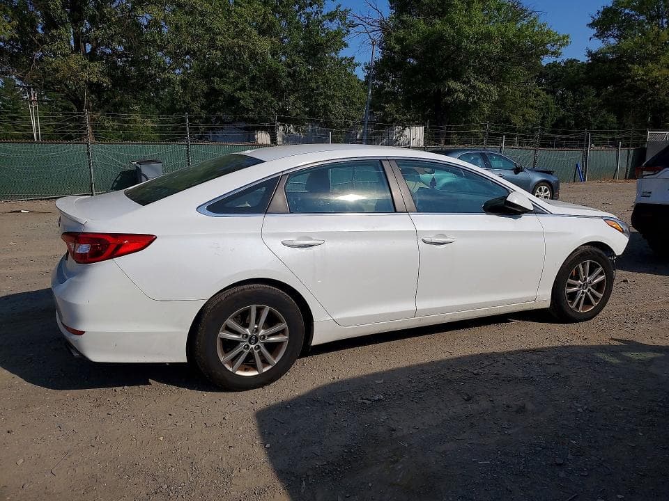 2017 HYUNDAI SONATA SE 3
