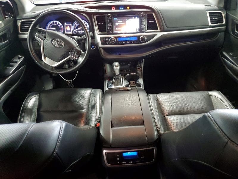 2017 TOYOTA HIGHLANDER LIMITED 8