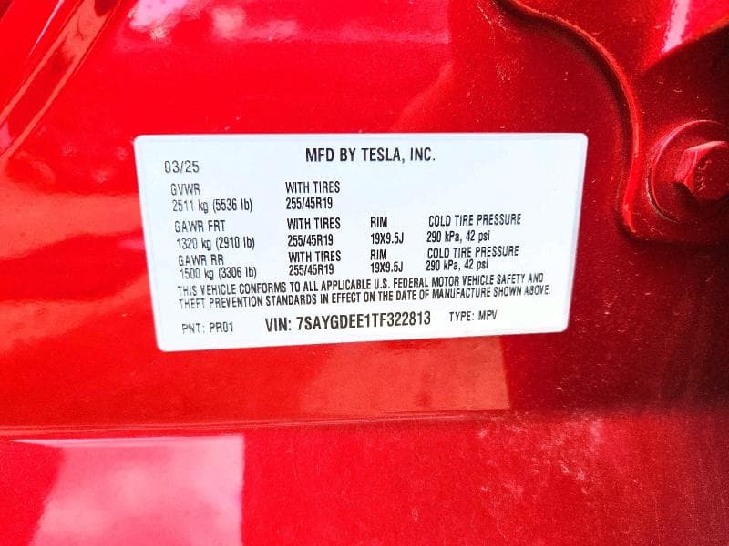2026 TESLA MODEL Y 12