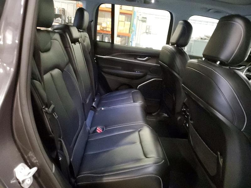 2022 JEEP GRAND CHEROKEE LIMITED 11