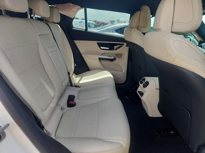 2024 MERCEDES-BENZ GLC 300 4MATIC 11