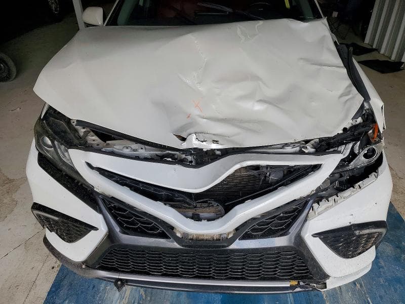 2022 TOYOTA CAMRY XSE 11