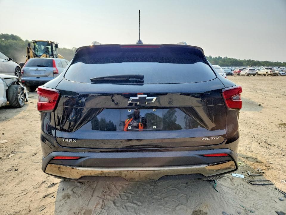 2025 CHEVROLET TRAX ACTIV 6