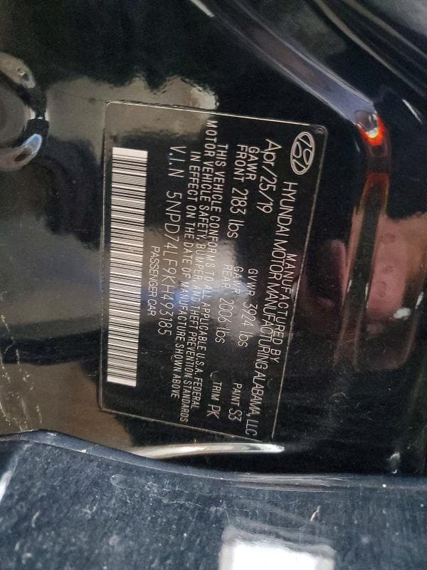 2019 HYUNDAI ELANTRA SE 13